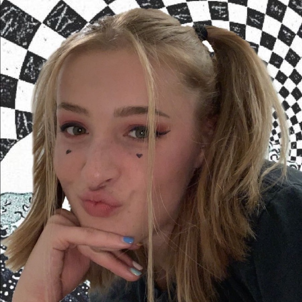 Meet your Posher, Vanessa